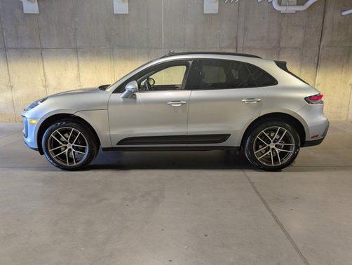 2025 Porsche Macan AWD