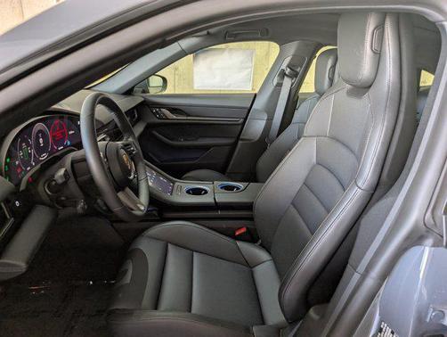 2025 Porsche Taycan 4