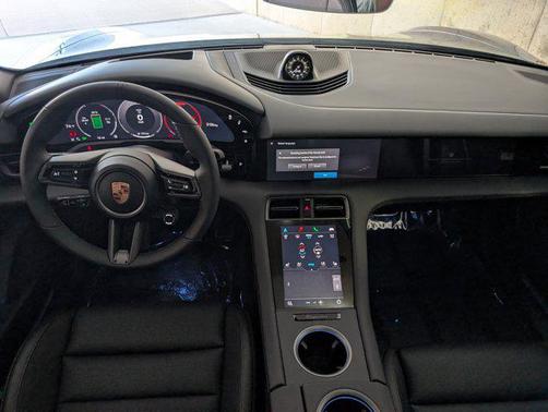 2025 Porsche Taycan 4
