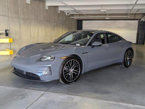 2025 Porsche Taycan 4