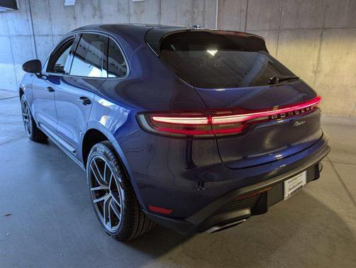 2026 Porsche Macan AWD