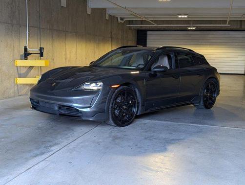 2022 Porsche Taycan 4