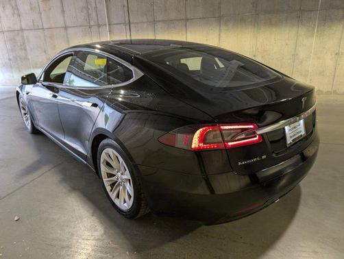 2017 Tesla Model S 75D