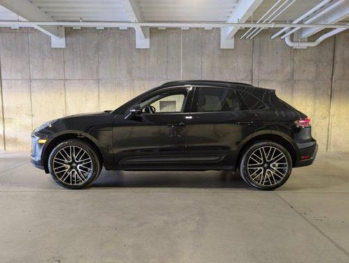 2026 Porsche Macan AWD
