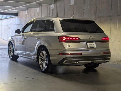 2021 Audi Q7 55 Prestige