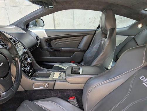 2012 Aston Martin DBS Base