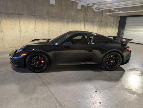 2024 Porsche 911 Carrera 4S