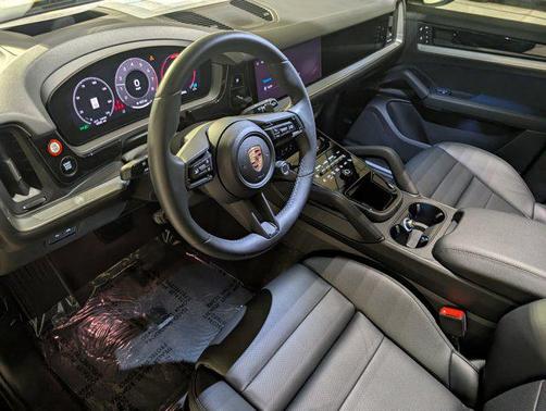 2025 Porsche Cayenne Cayenne
