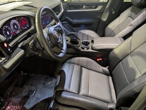 2025 Porsche Cayenne Cayenne