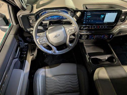 2024 Chevrolet Silverado 2500 4WD Crew Cab Standard Bed ZR2