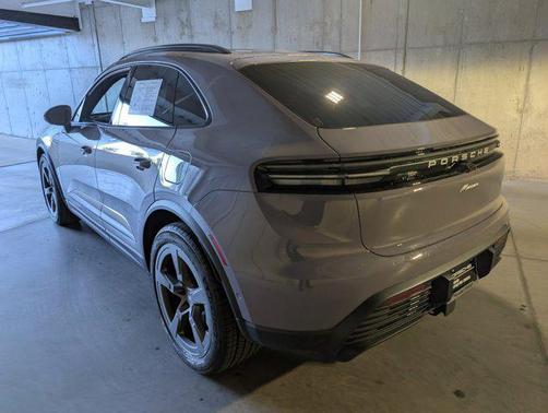 2025 Porsche Macan Electric