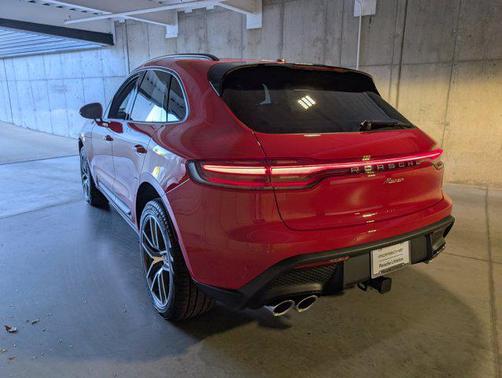 2026 Porsche Macan AWD