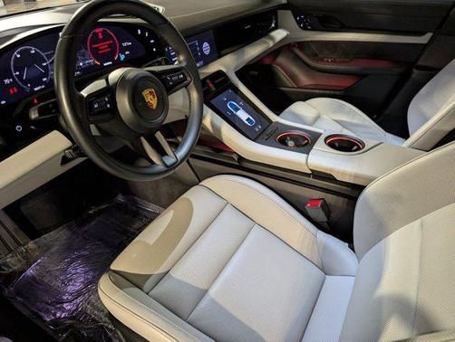 Ice Grey Metallic 2021 Porsche Taycan 4S