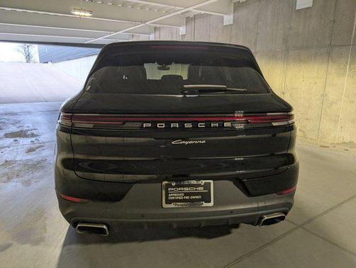 2024 Porsche Cayenne AWD