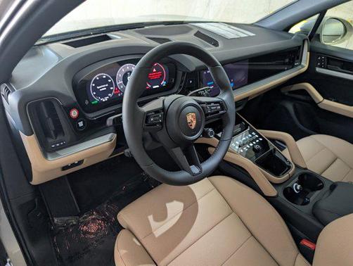2025 Porsche Cayenne AWD