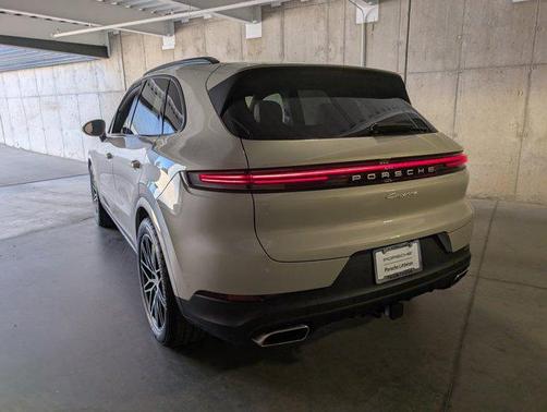 2025 Porsche Cayenne AWD