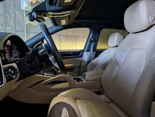 2020 Porsche Cayenne Cayenne