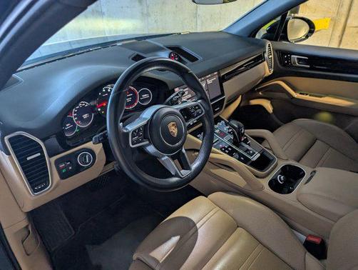 2020 Porsche Cayenne Cayenne