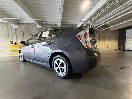 Winter Gray Metallic 2015 Toyota Prius Four