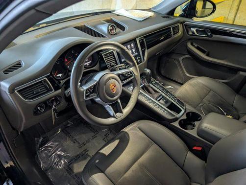 2018 Porsche Macan Sport Edition