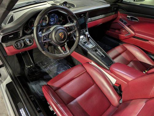 2018 Porsche 911 Turbo