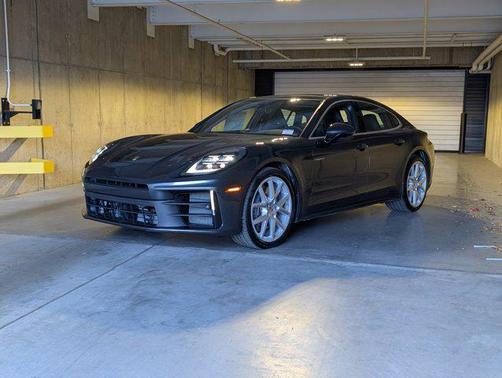 2026 Porsche Panamera 4 E-Hybrid