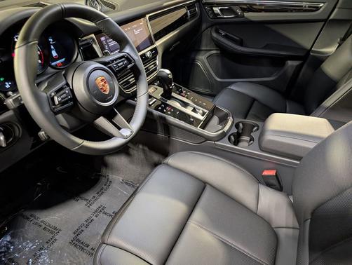 Chalk 2026 Porsche Macan Macan