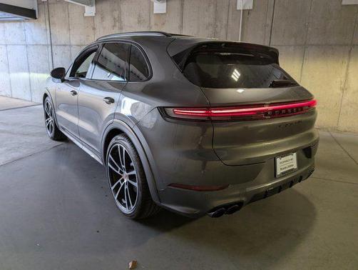 2026 Porsche Cayenne GTS