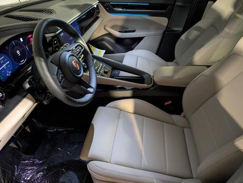 2026 Porsche Macan 4S