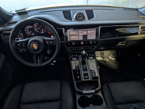 2026 Porsche Macan T