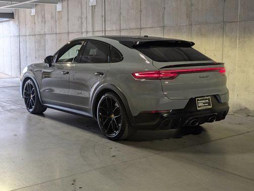 2022 Porsche Cayenne Turbo GT