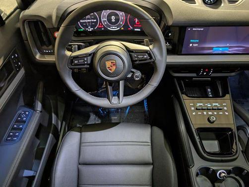 Montego Blue Metallic 2026 Porsche Cayenne Cayenne