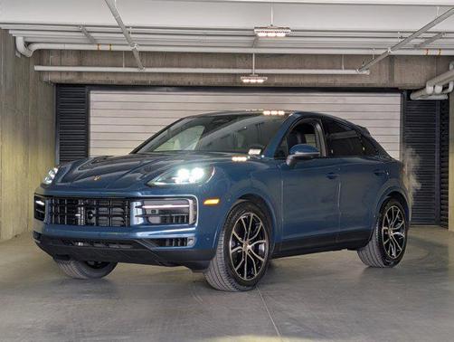 Montego Blue Metallic 2026 Porsche Cayenne Cayenne