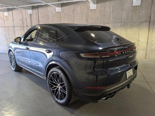 2025 Porsche Cayenne Coupe AWD
