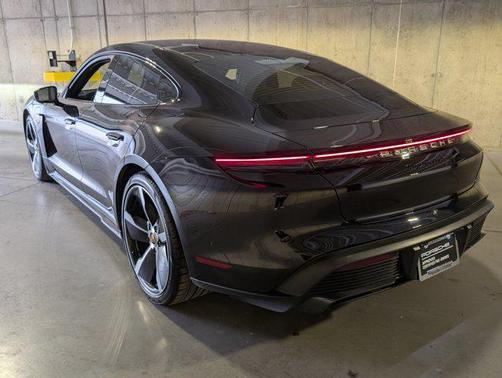 2021 Porsche Taycan Turbo S