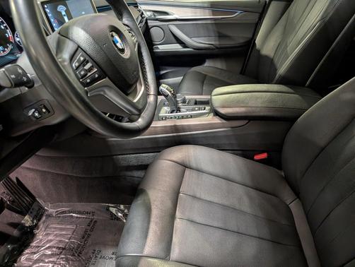 White Metallic 2018 BMW X5 xDrive35i