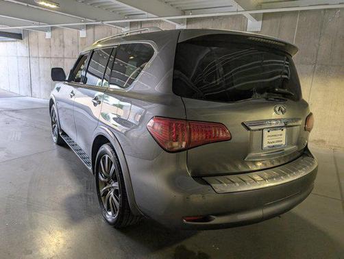 2017 INFINITI QX80 Signature Edition