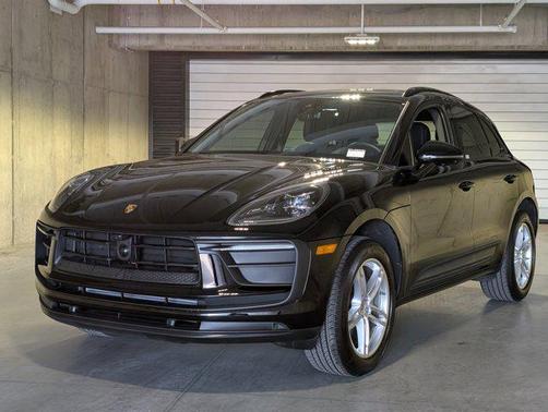2024 Porsche Macan Base