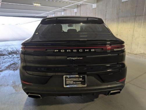 2024 Porsche Cayenne Coupe AWD