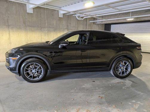 2024 Porsche Cayenne Coupe AWD