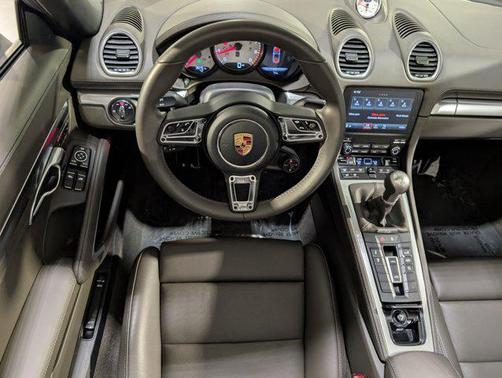 2024 Porsche 718 Boxster GTS 4.0