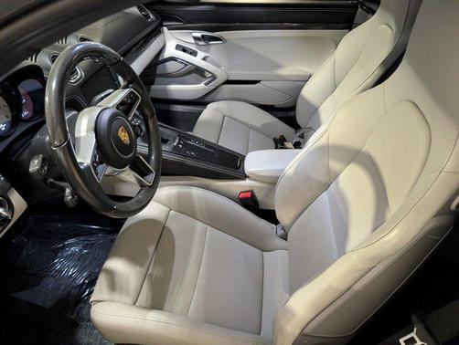 2021 Porsche 718 Cayman S