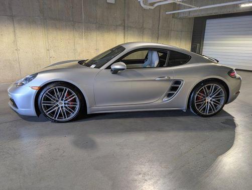 2021 Porsche 718 Cayman S