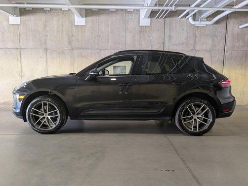 Jet Black Metallic 2026 Porsche Macan Macan