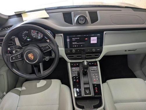 2024 Porsche Macan S
