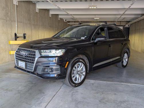2019 Audi Q7 55 Premium Plus