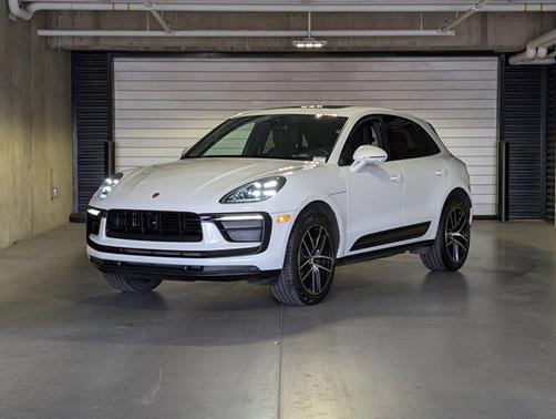 2023 Porsche Macan T