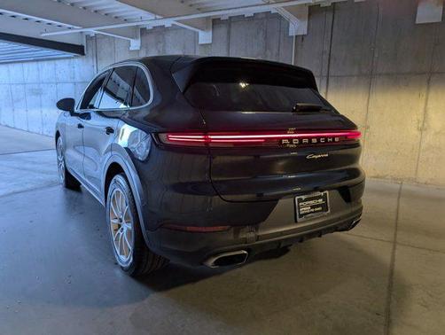 2025 Porsche Cayenne Cayenne