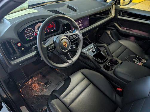 2025 Porsche Cayenne Cayenne