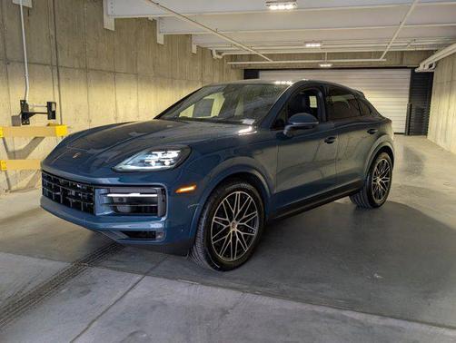 2025 Porsche Cayenne Coupe AWD
